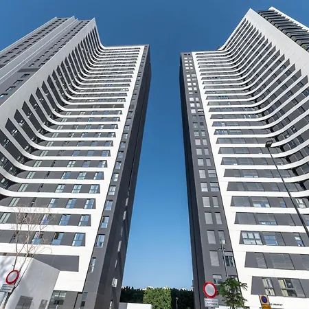 Xpce Urban 10 Skyline - Parking Free Apartment *