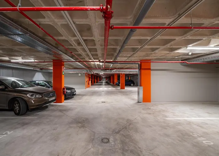 Xpce Urban 10 Skyline - Parking Free